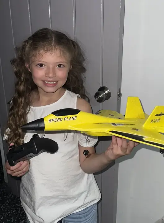 Foto compartida por Carlos M. con el avión RC